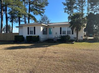 823 E Union Dr, Doerun, GA 31744