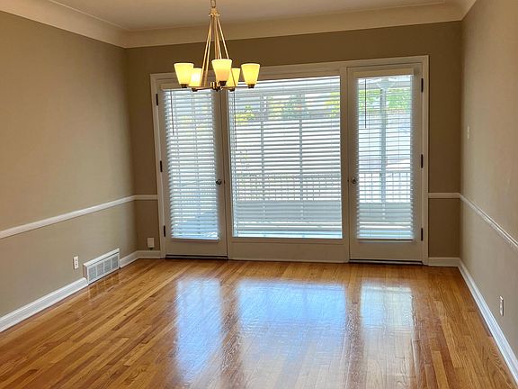 5th image of 7458 Delmar Blvd #2E