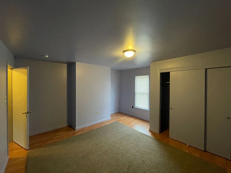 126 Railroad St #128 — Photo 31