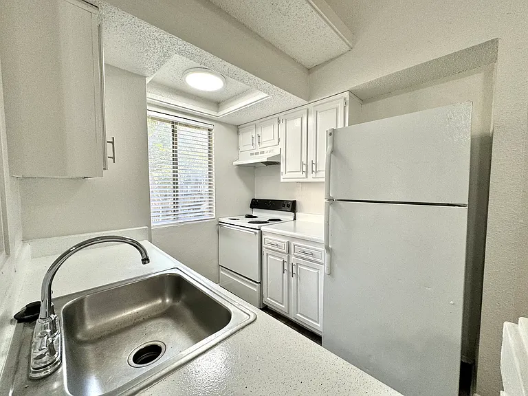 Tramor at Oak Run — Photo 150