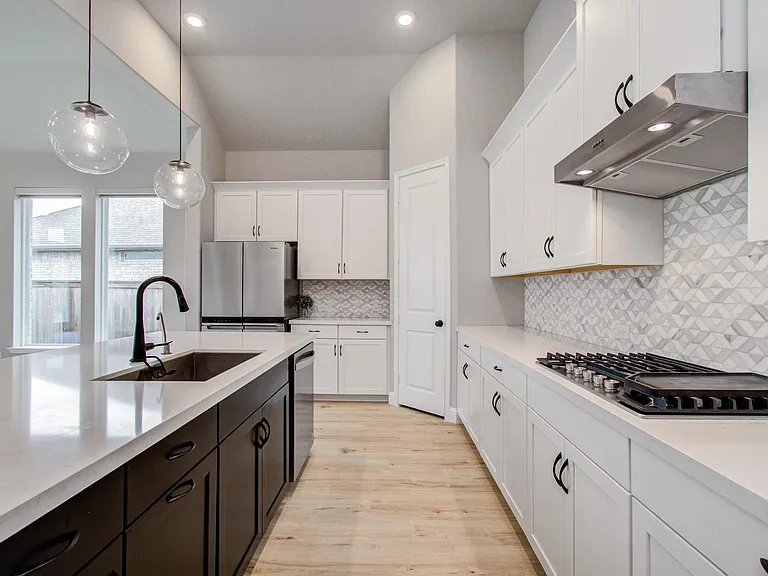 21722 Prickly Caterpillar Ct — Photo 7