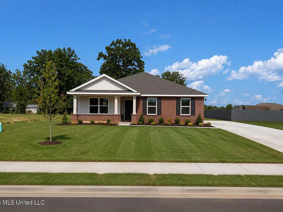 1st image of 83 Kings Crossing Dr