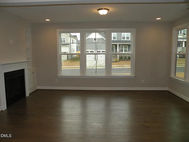 132 Tree Hill Ln — Photo 23
