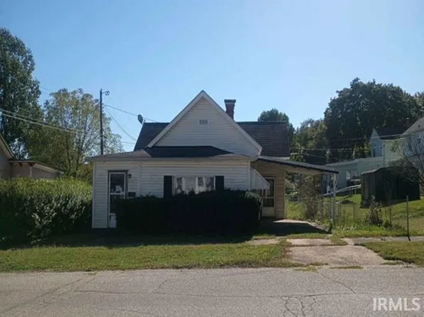 617 W 9th St, Connersville, IN 47331