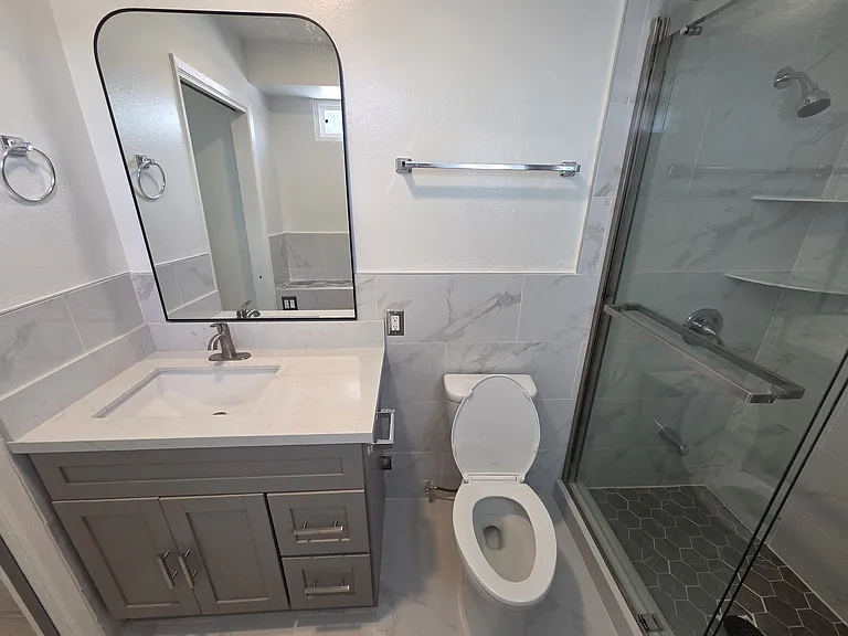 2613 Willard Ave — Photo 29