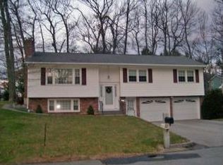 23 Nova Rd, Nashua, NH 03064