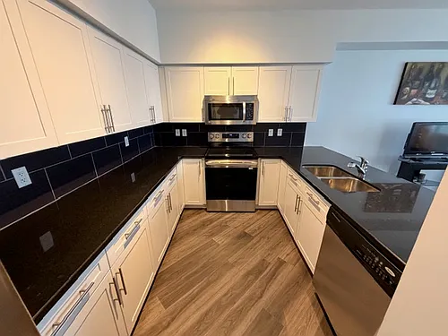 10136 104th St NW #2601 Photo 1