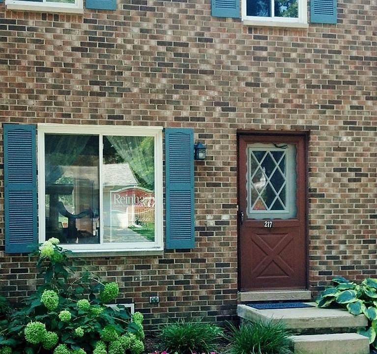 1st image of 217 Sheffield #35