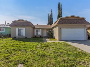 2852 Fine Ave, Clovis, CA 93612