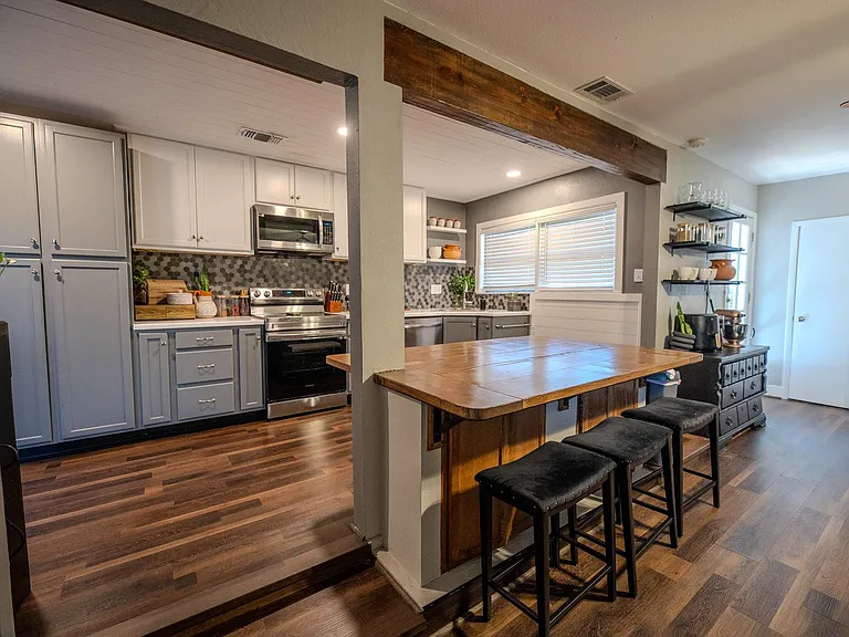 505 Cypress Ave — Photo 7