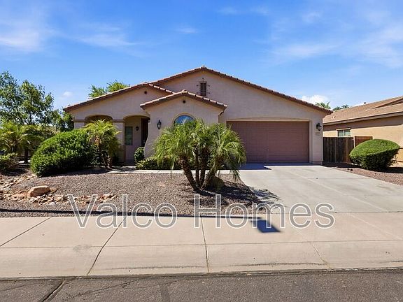 4th image of 2717 E Ficus Way