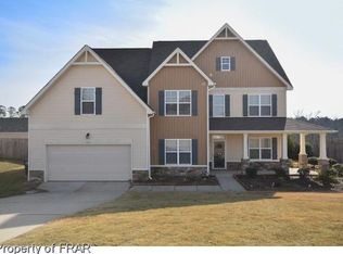 835 Highgrove Dr, Spring Lake, NC 28390