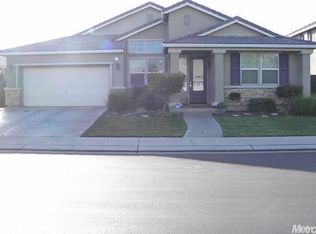 69 Nostalgia Ave, Patterson, CA 95363