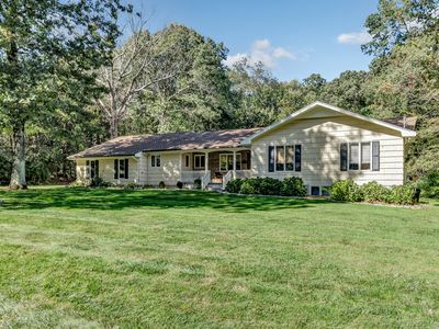 21 Newton Lane, Trumbull, CT, 06611
