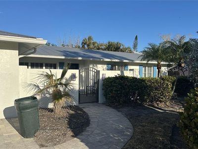 431 Island Cir, Sarasota, FL, 34242