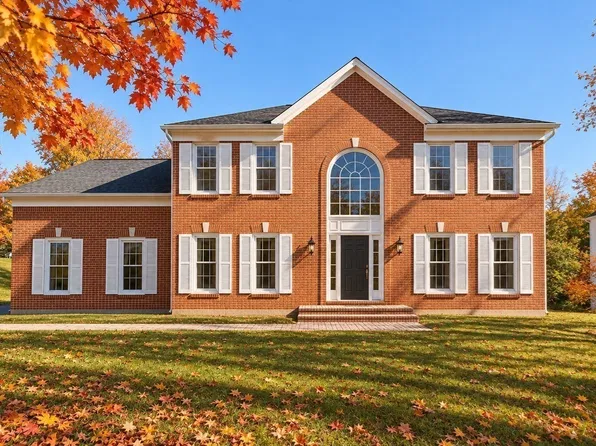 93 Robert Rd, Marlborough, MA 01752