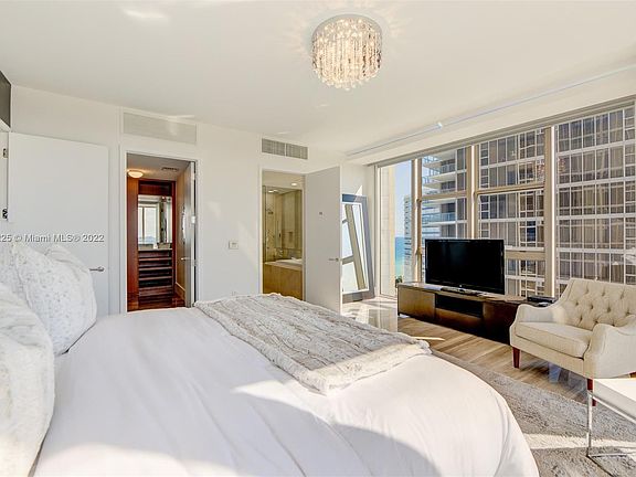 5th image of 9705 Collins Ave Unit 1405N