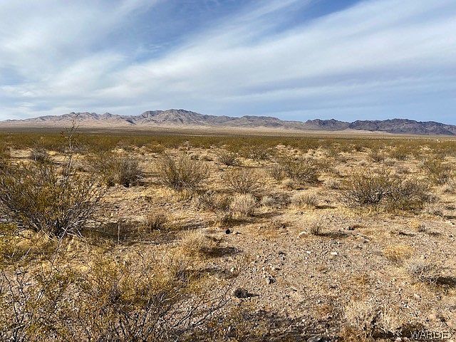 1st image of 40 Acres 17th Street