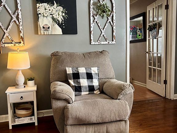 2nd image of 154 McBride Rd