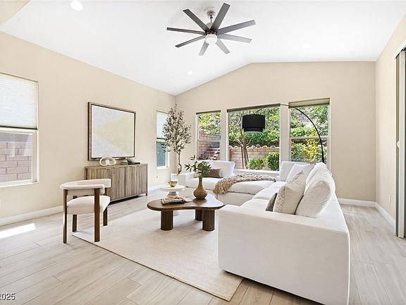 2nd image of 441 Beautiful Hill Ct