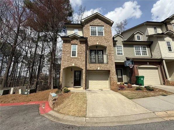 2912 Ashlyn Pointe Dr, Doraville, GA 30340