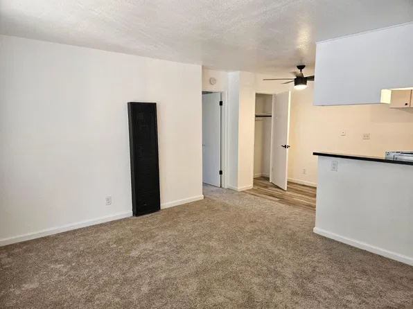 6724 Plymouth Rd APT 14, Stockton, CA 95207