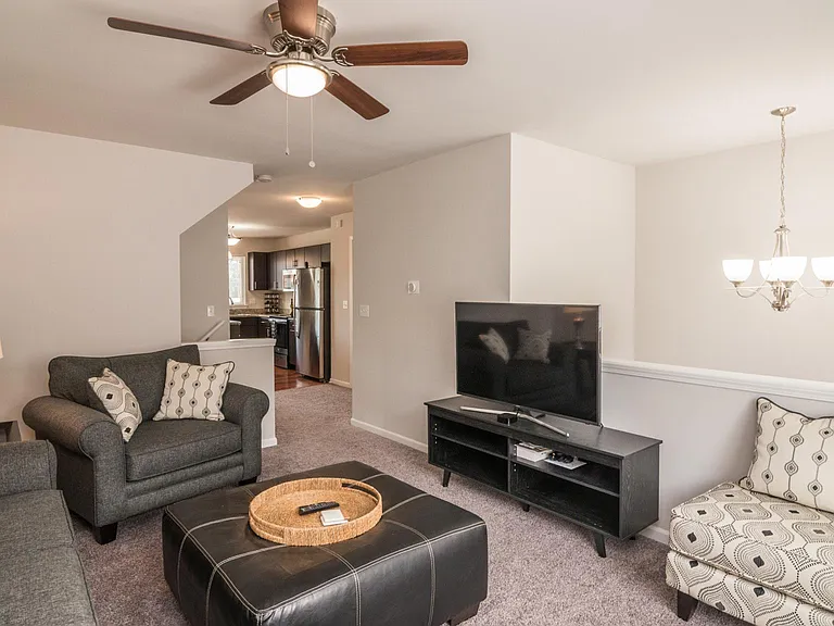2 story foyer
