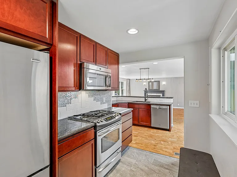 5611 145th St SW — Photo 12