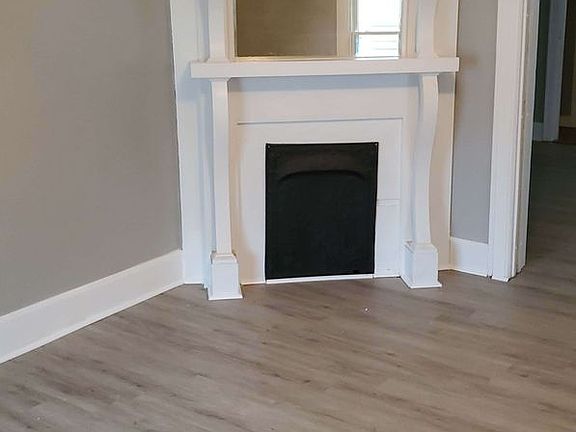 2nd image of 132-134 Volkenand Ave #132