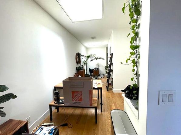 265 W 19th St APT 5N
