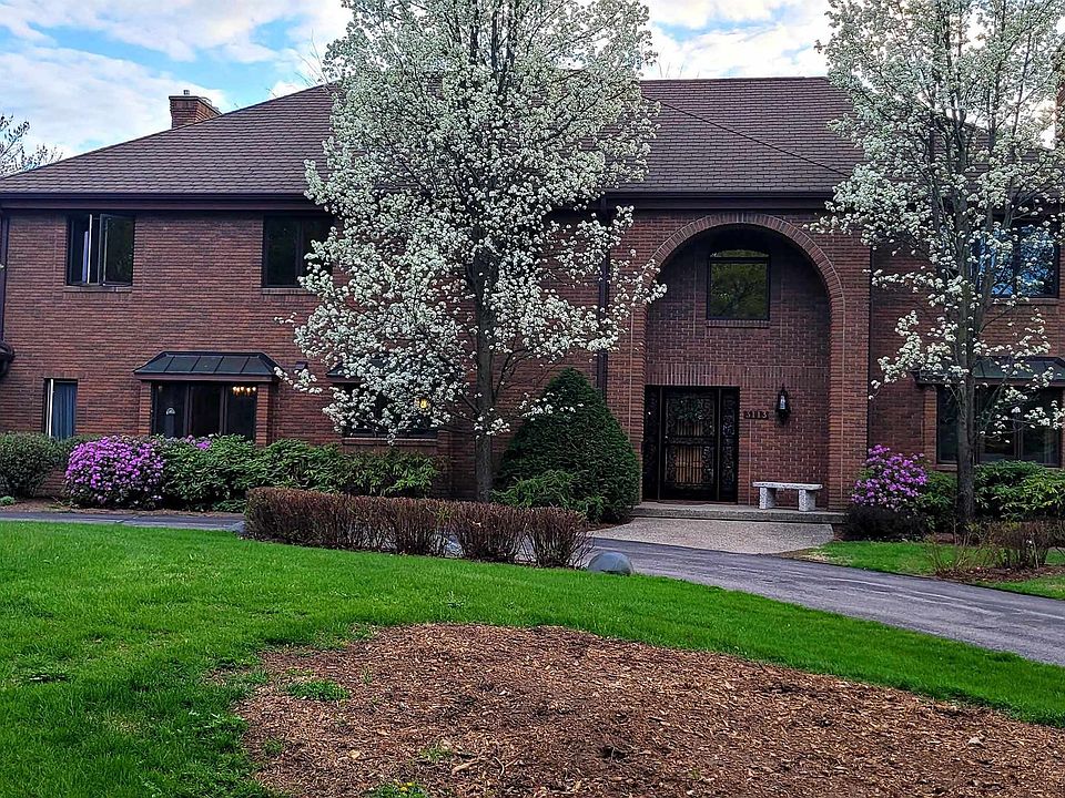 3113 Valley Dr, Midland, MI 48640 Zillow