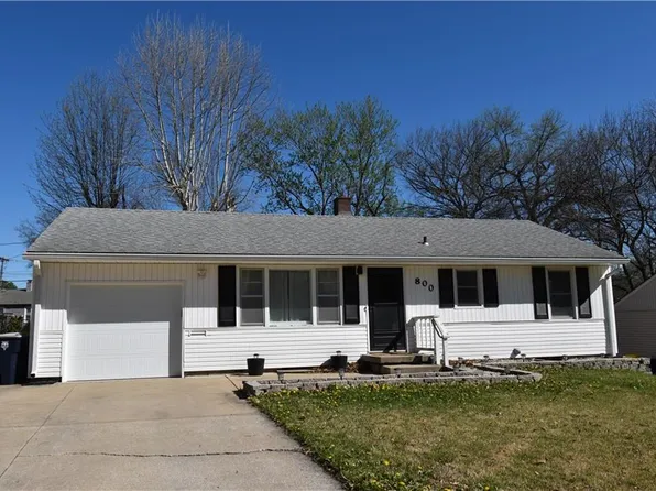 800 W 89th Ter, Kansas City, MO 64114