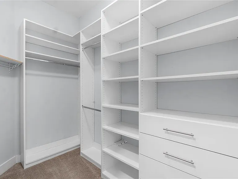 2320 Symphony Cir — Photo 34