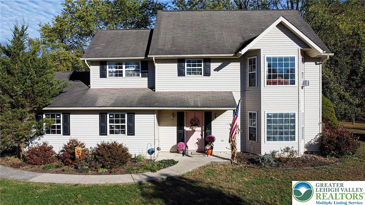 160 Grassy Rd photo 1