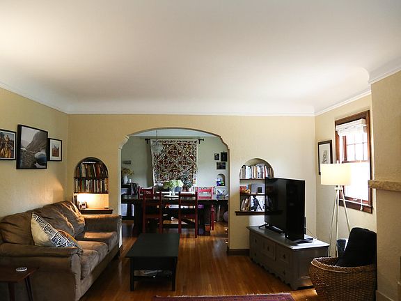 3rd image of 4147 Colfax Ave S