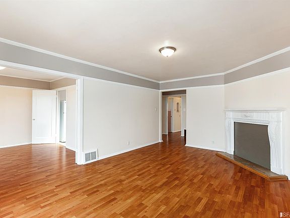 3rd image of 1382 29th Ave