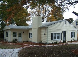 810 Hilltop Rd, Baltimore, MD 21226