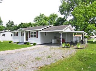 705 W Sand Rd, Advance, MO 63730