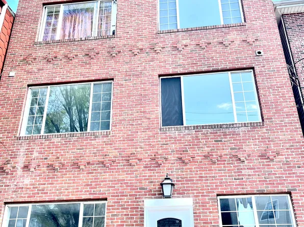 122 Lincoln Street image 1 of 5