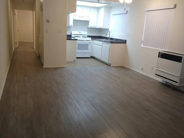 13621 Cerise Ave #5 — Photo 12