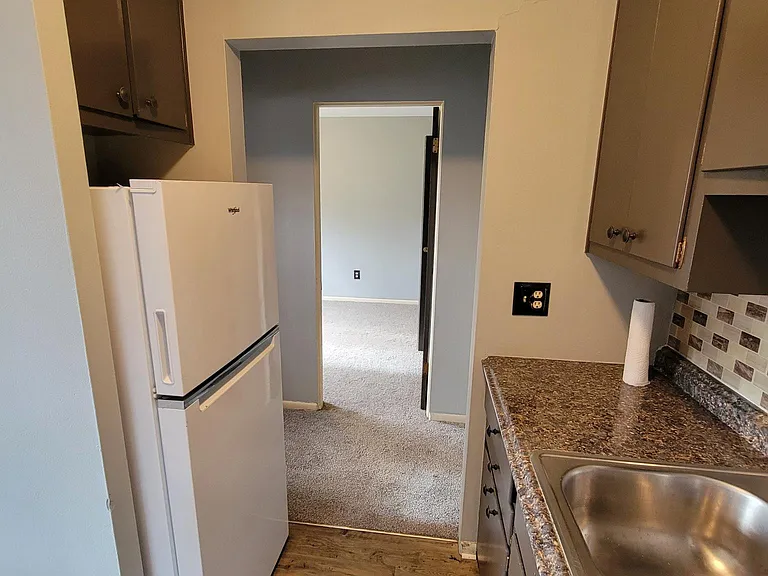 5025 University Ave NE #10 — Photo 11