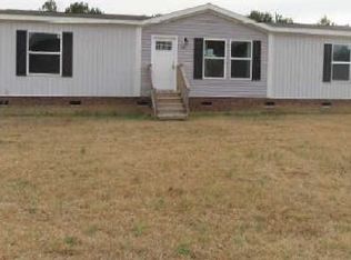 205 Emily Dr, Chadbourn, NC 28431