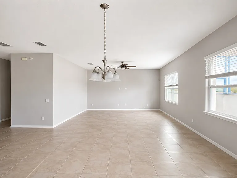 2494 Felce Ct — Photo 2