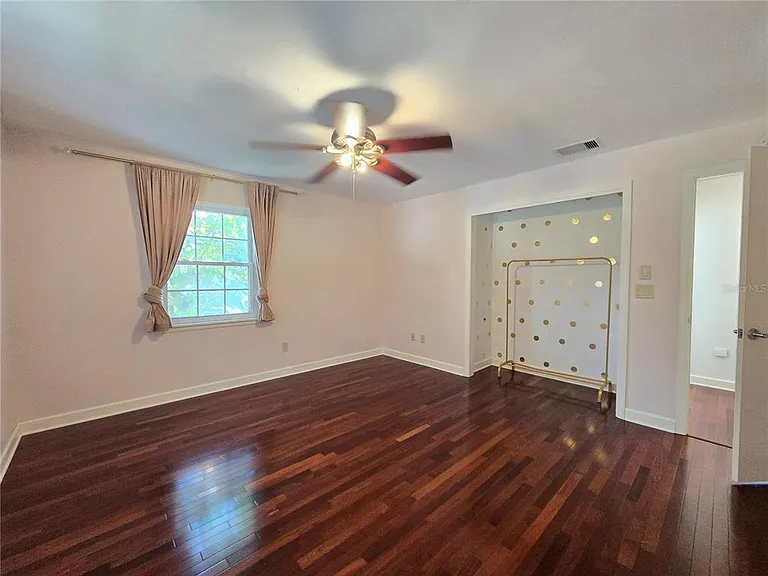 300 Cypress Creek Cir — Photo 18