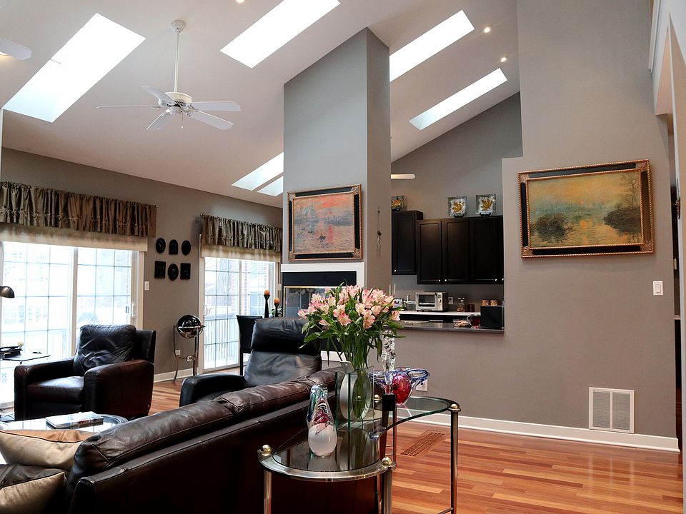 136 Willow Creek Ln, Willow Springs, IL 60480 Zillow