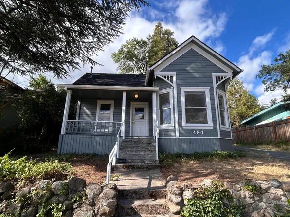 494 Fairview St, Ashland, OR 97520
