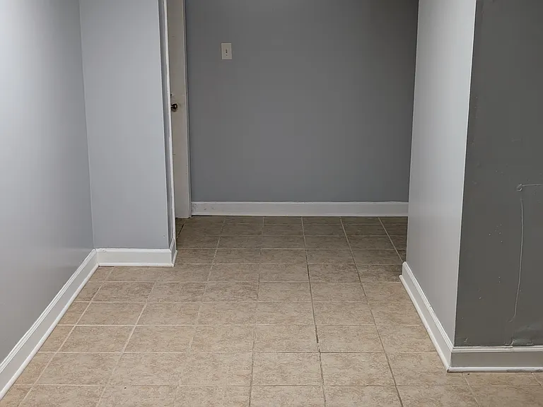 9606 Kedvale Ave #1A — Photo 28