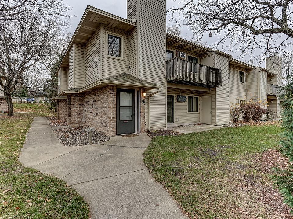 1st image of 480 Larpenteur Ave E APT 120
