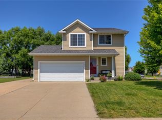 505 SE Olson Dr, Waukee, IA 50263