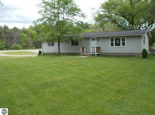 1015 S Meridian Rd, Midland, MI 48640